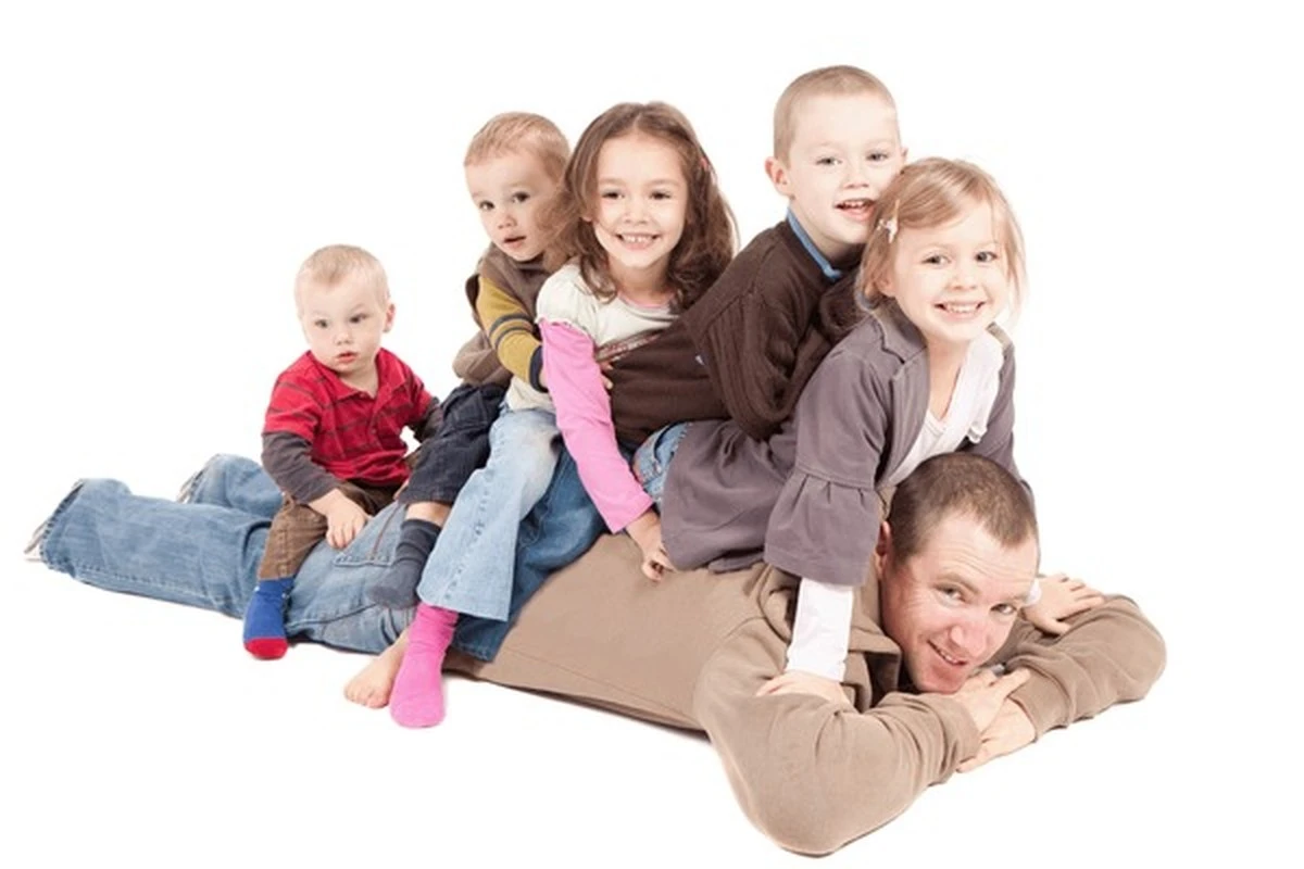 Dlaczego w niektórych rodzinach rodzą się sami synowie: naukowcy odkryli „egoistyczny” gen - image 1