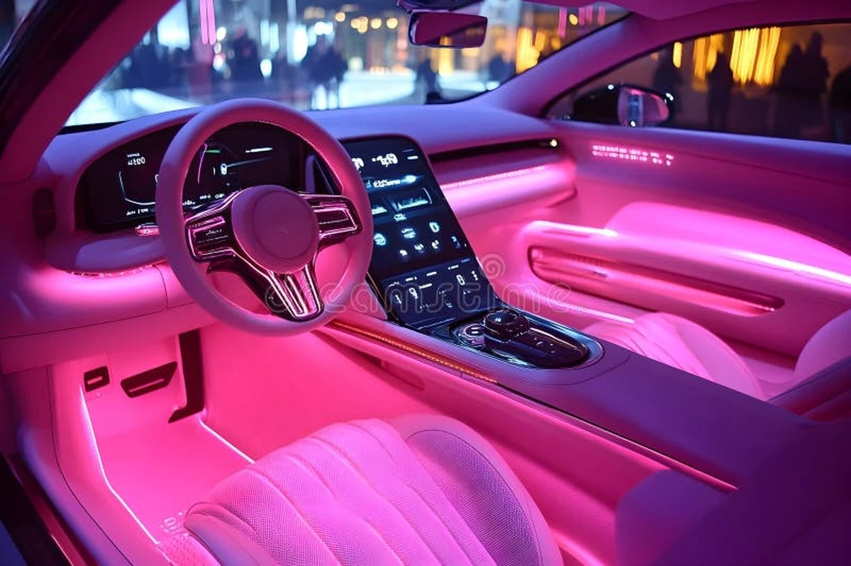 dlaczegozautzni-extra-1.webp Dlaczego z aut znika klasyczne radio z przyciskami - image 1