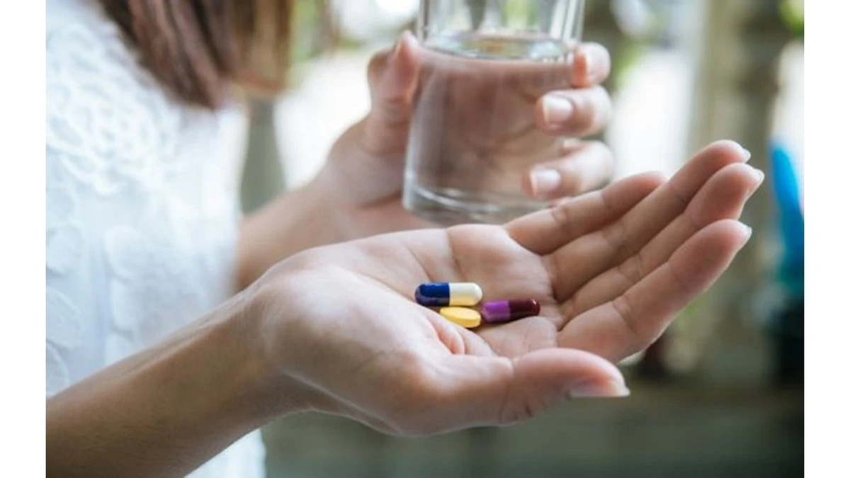 Cztery nawyki, które sprawiają, że leki przestają działać: farmaceutka wskazała błąd