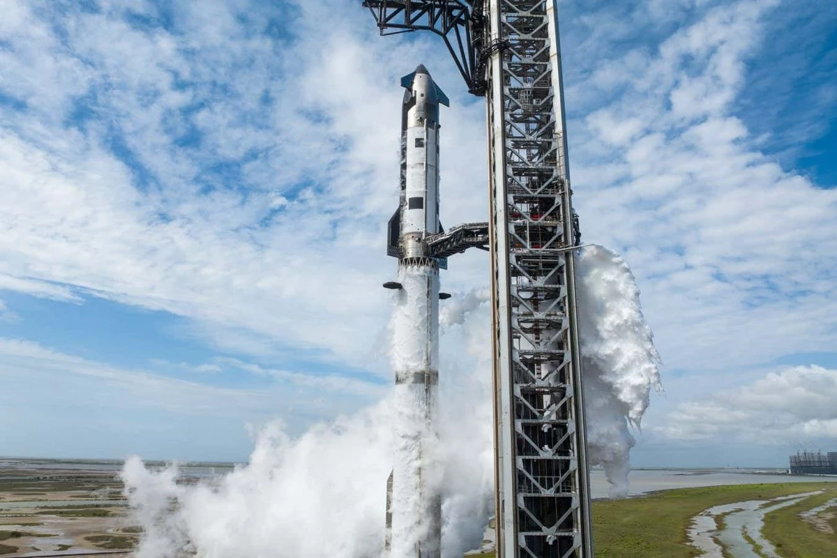 SpaceX testuje najpotężniejszą rakietę w historii. To klucz do powrotu na Księżyc