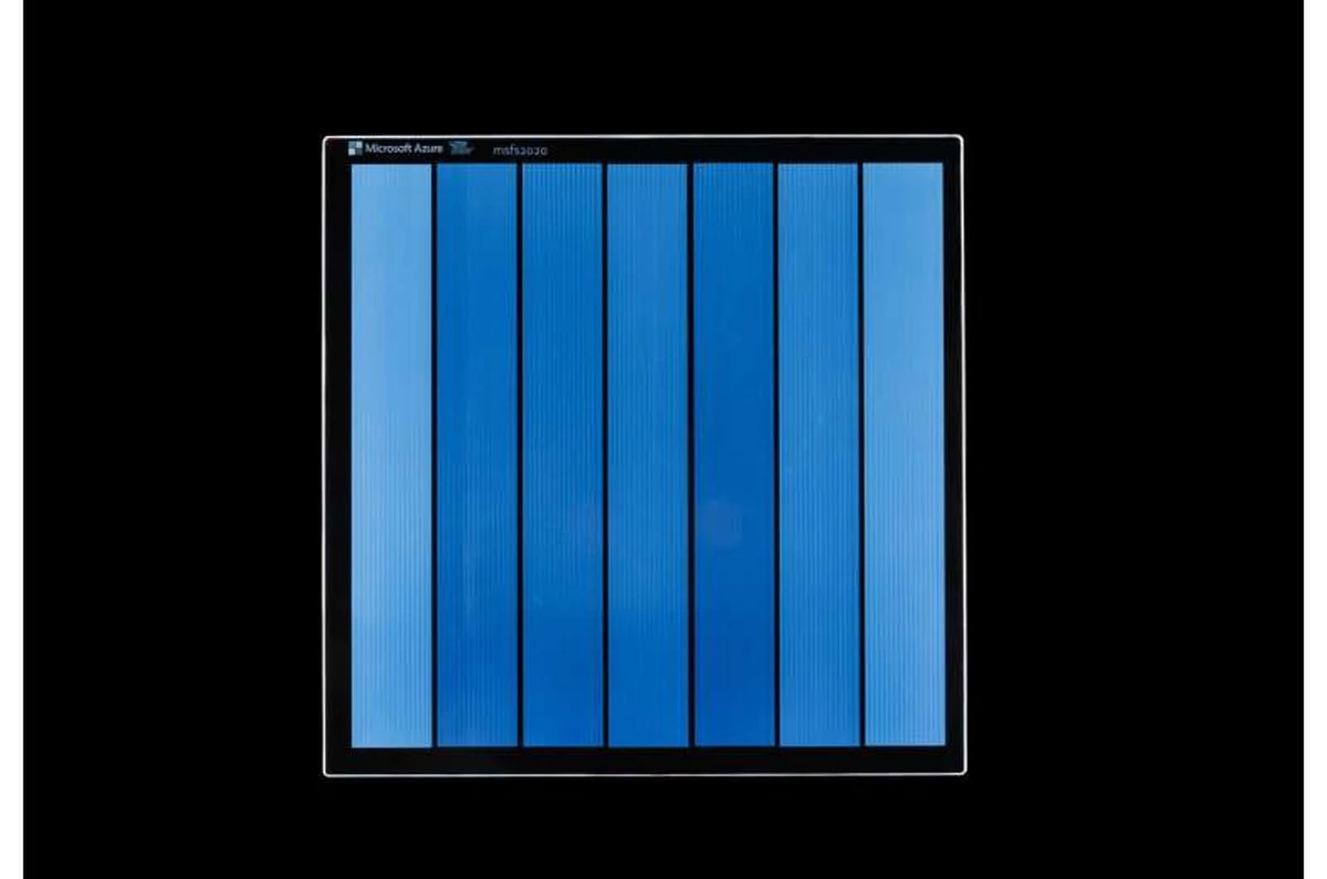 Dlaczego Microsoft zapisuje dane w kawałkach szkła zamiast na dyskach - image 1