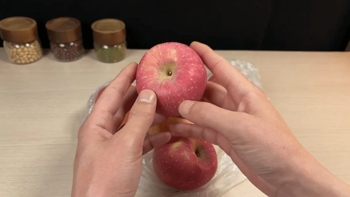 Dlaczego nie powinieneś kupować idealnie gładkich jabłek w sklepie