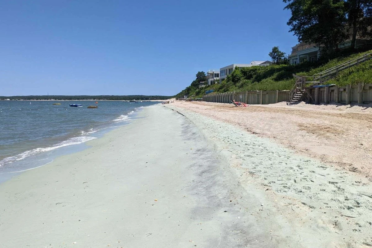 Dlaczego naukowcy wysypują zielony piasek do oceanu? Pierwsze wyniki eksperymentu