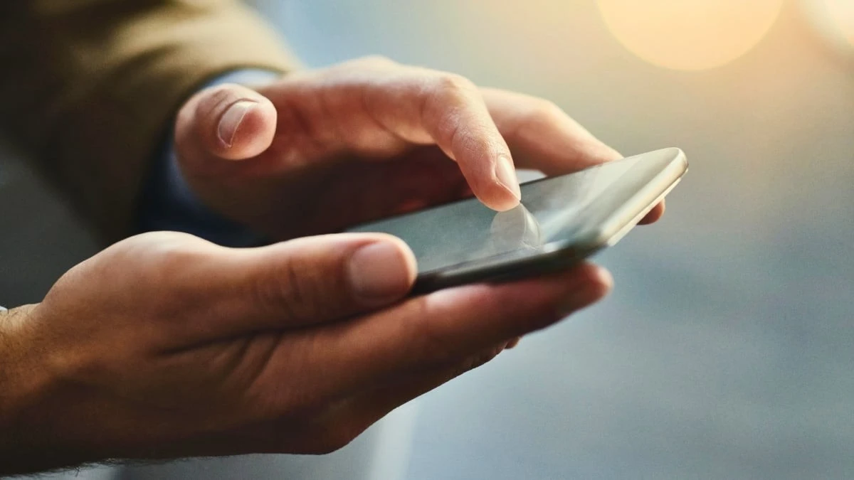 Liczby, które ratują życie: badanie nad skutecznością telefonu zaufania 988