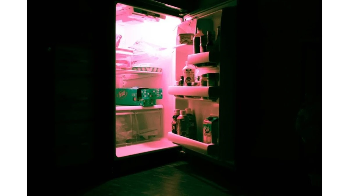 Czy warto chodzić spać głodnym? Ekspert wyjaśnia jedną zasadę