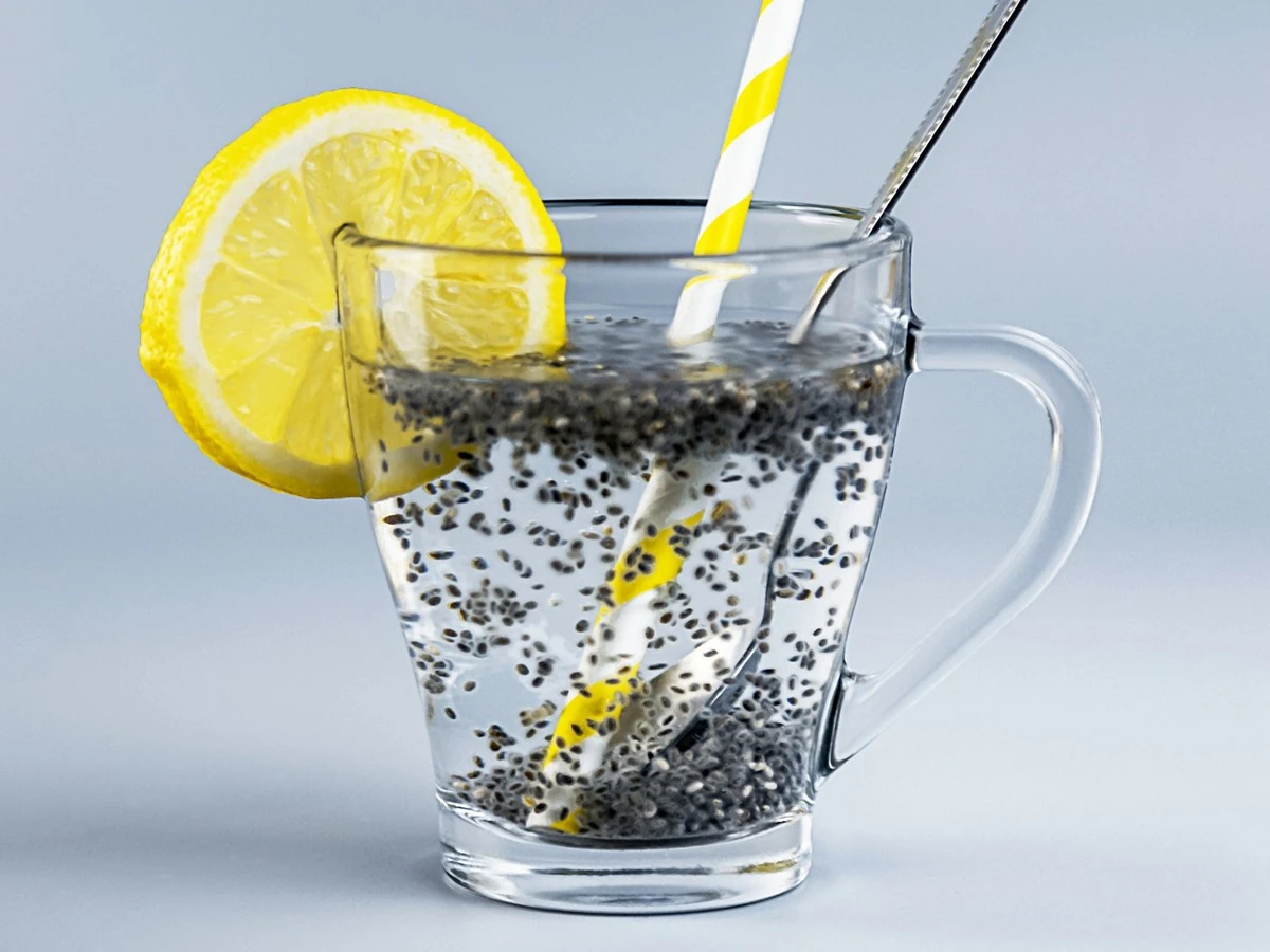 Dlaczego nasiona chia w wodzie wcale nie spalają tłuszczu w tydzień - image 1