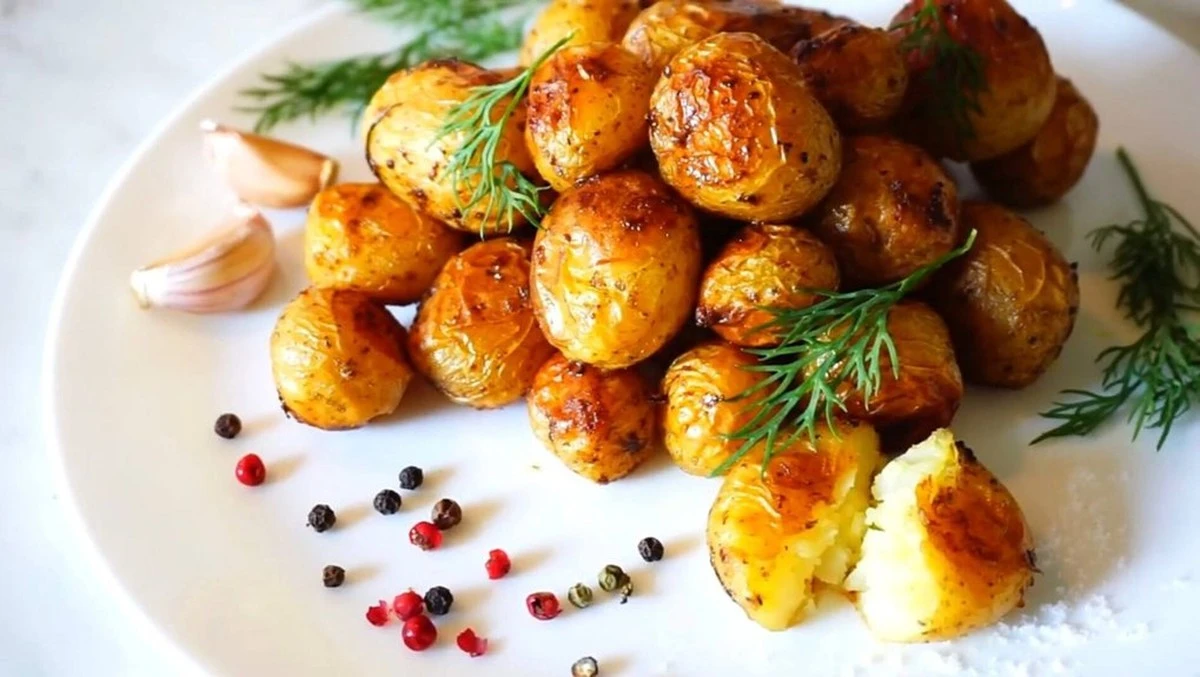 Dlaczego pieczone ziemniaki w twoim domu nigdy nie są tak chrupiące jak w restauracjach