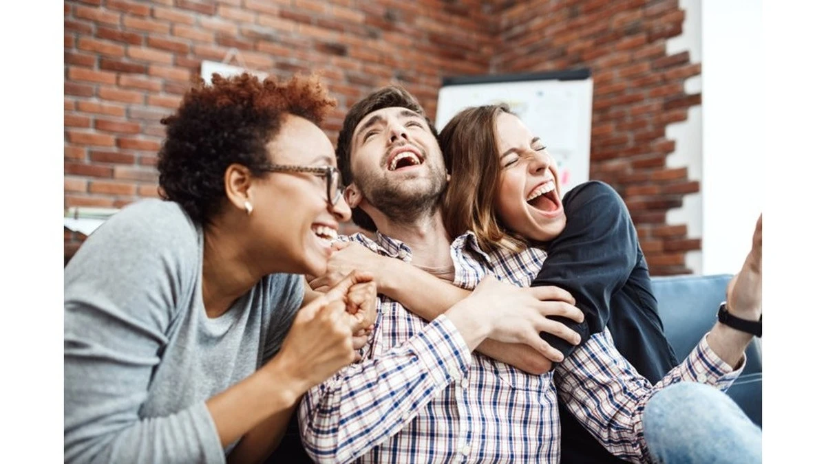 Dlaczego śmiech działa na organizm lepiej niż niejeden lek z apteki