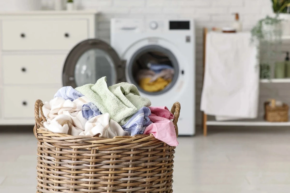 dlaczegopraniew-extra-1.webp Dlaczego pranie w 40 stopniach to błąd? Jak prać ubrania, by służyły latami - image 1