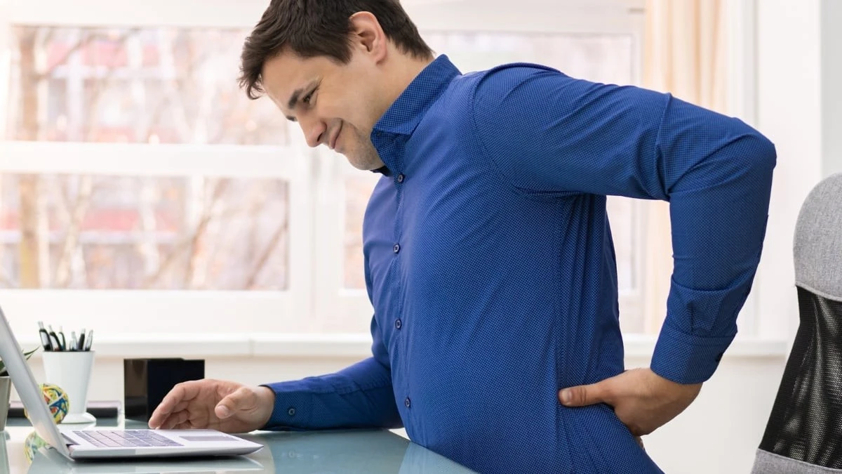 Dlaczego godziny na siłowni nie niwelują szkód, które wyrządza 8 godzin przy biurku