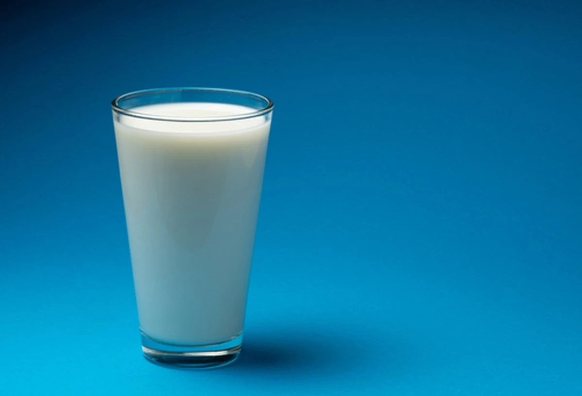 Chude mleko a zdrowie: dlaczego dietetycy odradzają produkty 0%