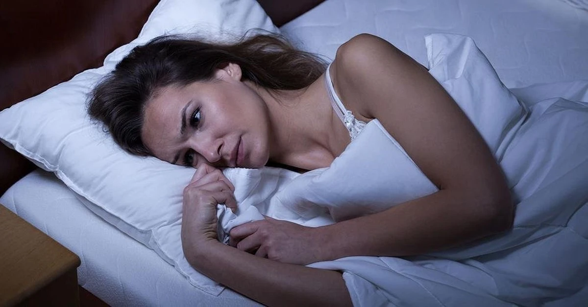 Dlaczego budzisz się o 4:30 i nie możesz zasnąć? Trzy pytania od specjalisty, które zmieniły moje noce - image 1