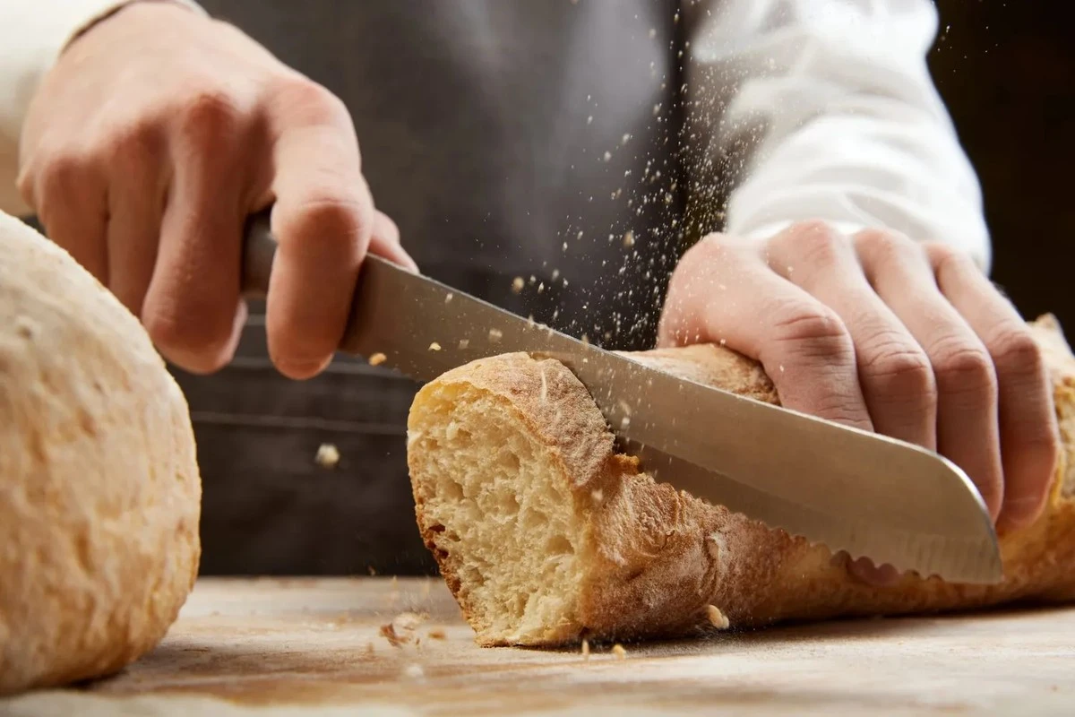 Dlaczego Twoje noże tępią się tak szybko? Ten jeden błąd w szufladzie niszczy stal