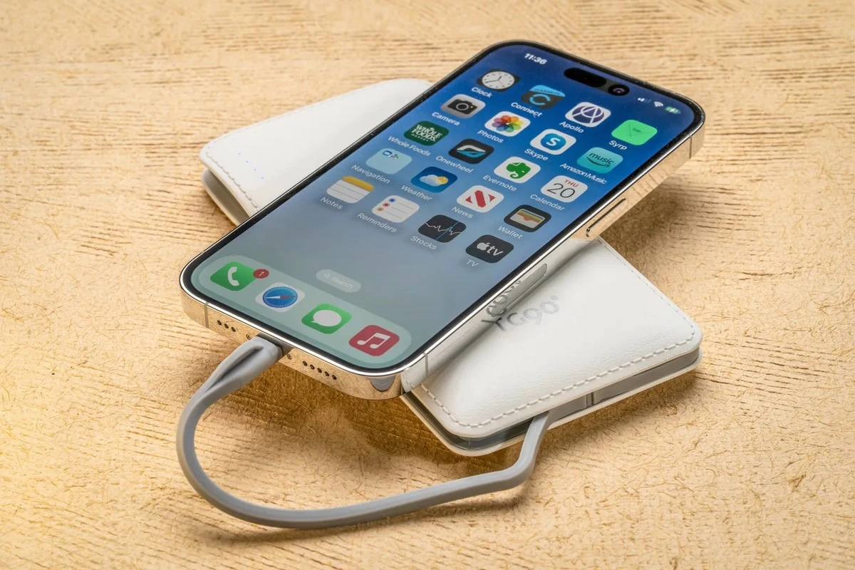 Dlaczego Twój iPhone wyładowuje się przed wieczorem? Jeden ukryty nawyk, który zmienia wszystko