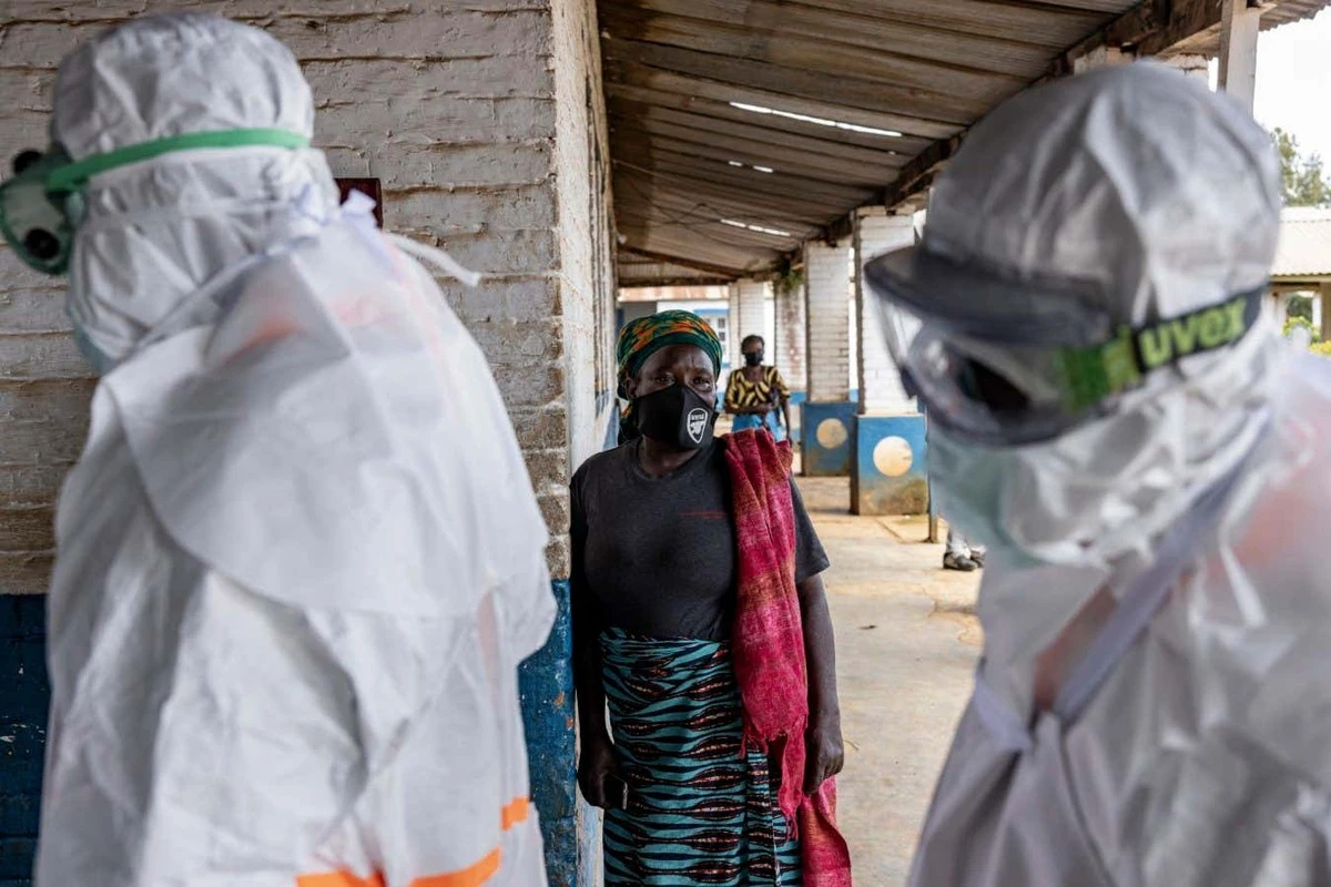 Dlaczego nowa szczepionka mRNA może zakończyć erę śmiertelnych wirusów Ebola