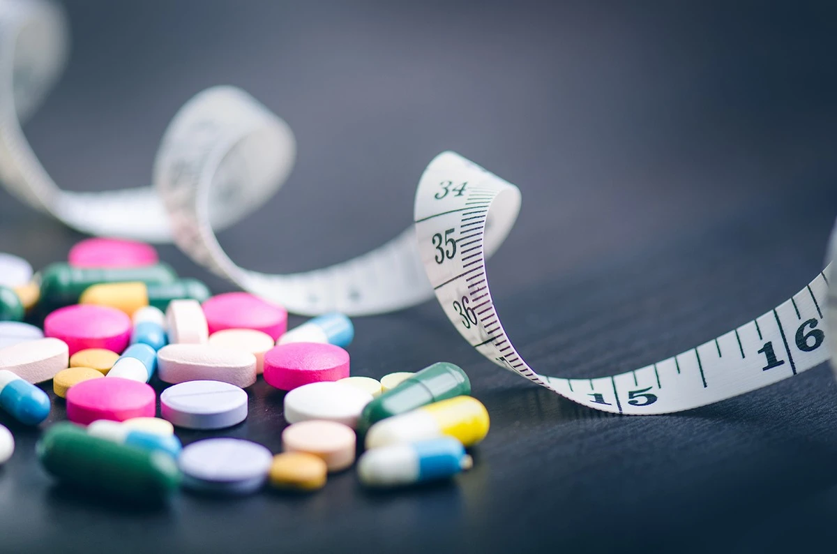 dlaczegolekarze-extra-1.webp Dlaczego lekarze coraz częściej mówią o nowej tabletce zamiast zastrzyków - image 1