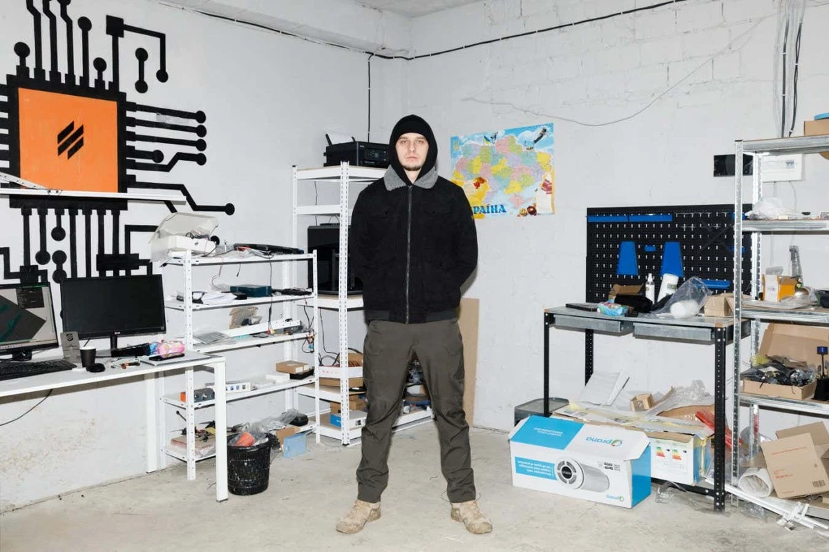 Dlaczego doświadczeni inżynierowie rezygnują z korporacji dla garażowych fabryk dronów