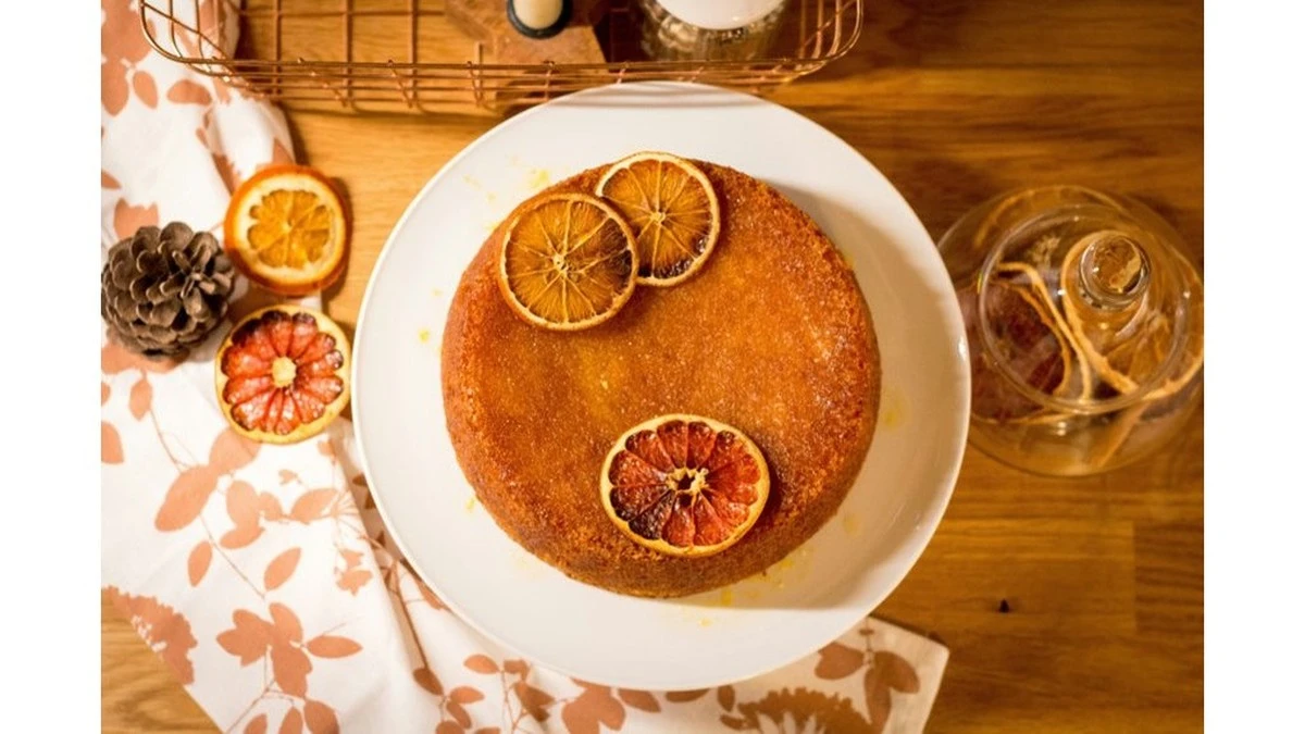 Dlaczego warto dodać gałązkę rozmarynu do ciasta pomarańczowego