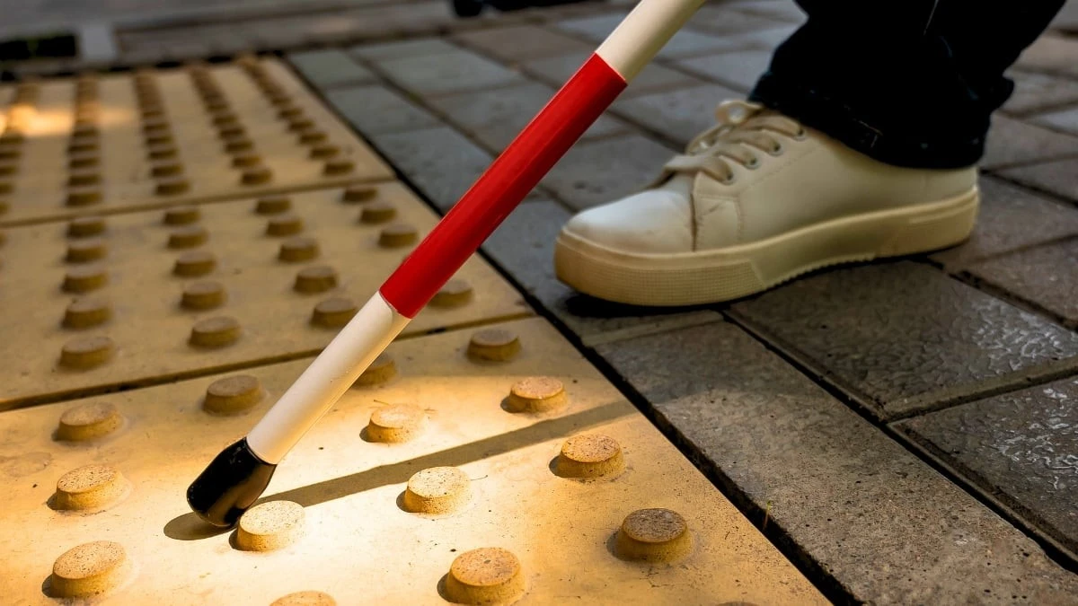 Jak ludzki mózg uczy się „widzieć” za pomocą dźwięku