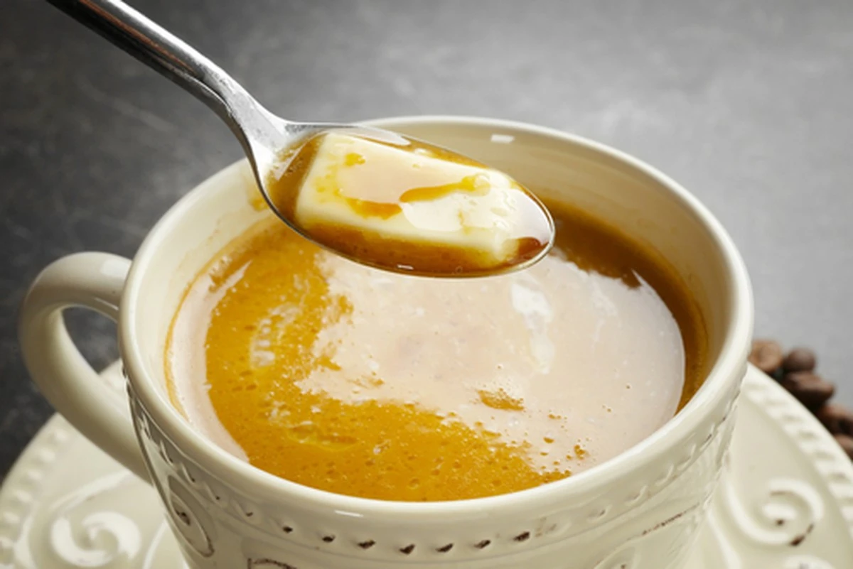 Dlaczego warto łączyć szczyptę cynamonu z łyżką miodu