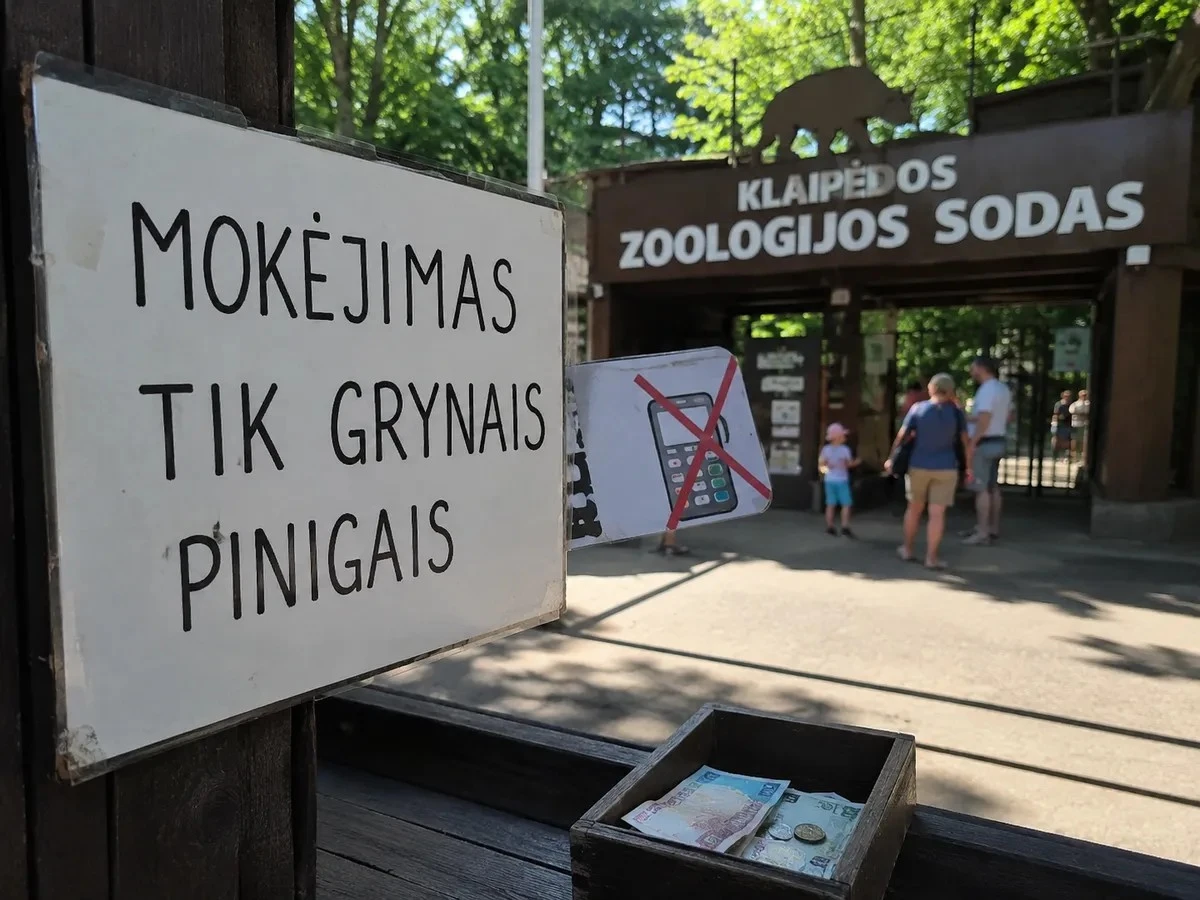 Ogród zoologiczny w Kłajpedzie prosi o gotówkę mimo zakazu przyjmowania odwiedzających