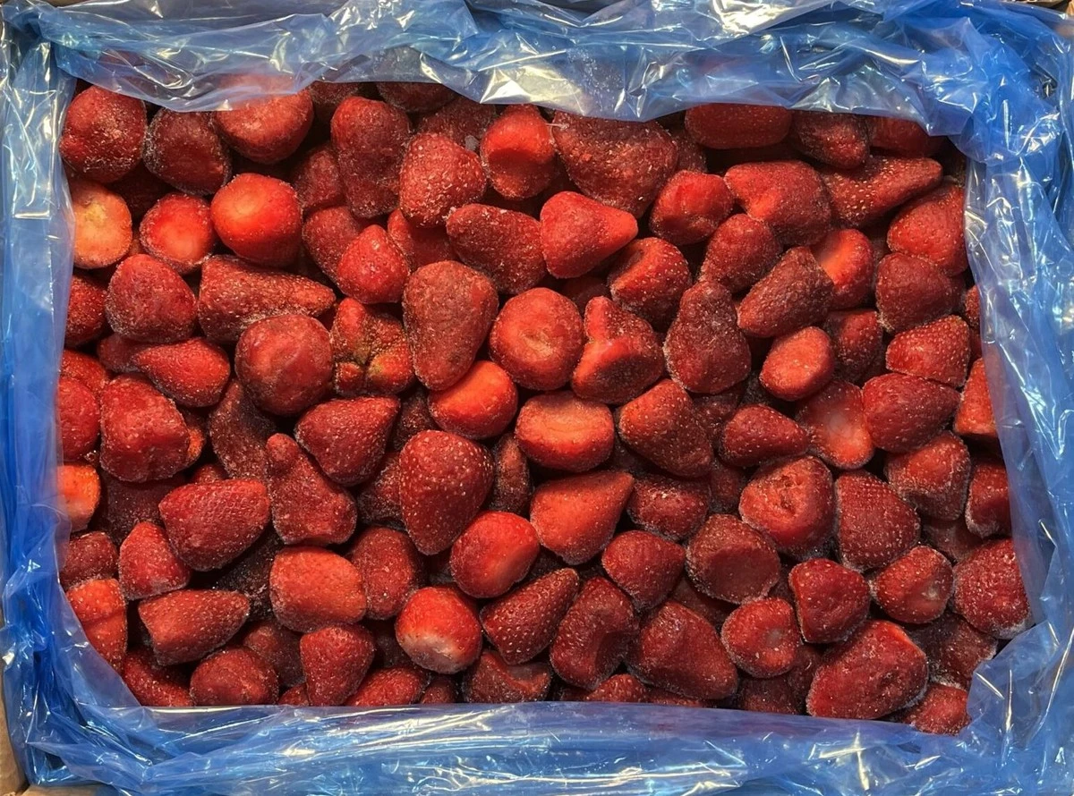 Dlaczego większość osób źle mrozi truskawki i traci ich smak jeszcze przed zimą - image 1