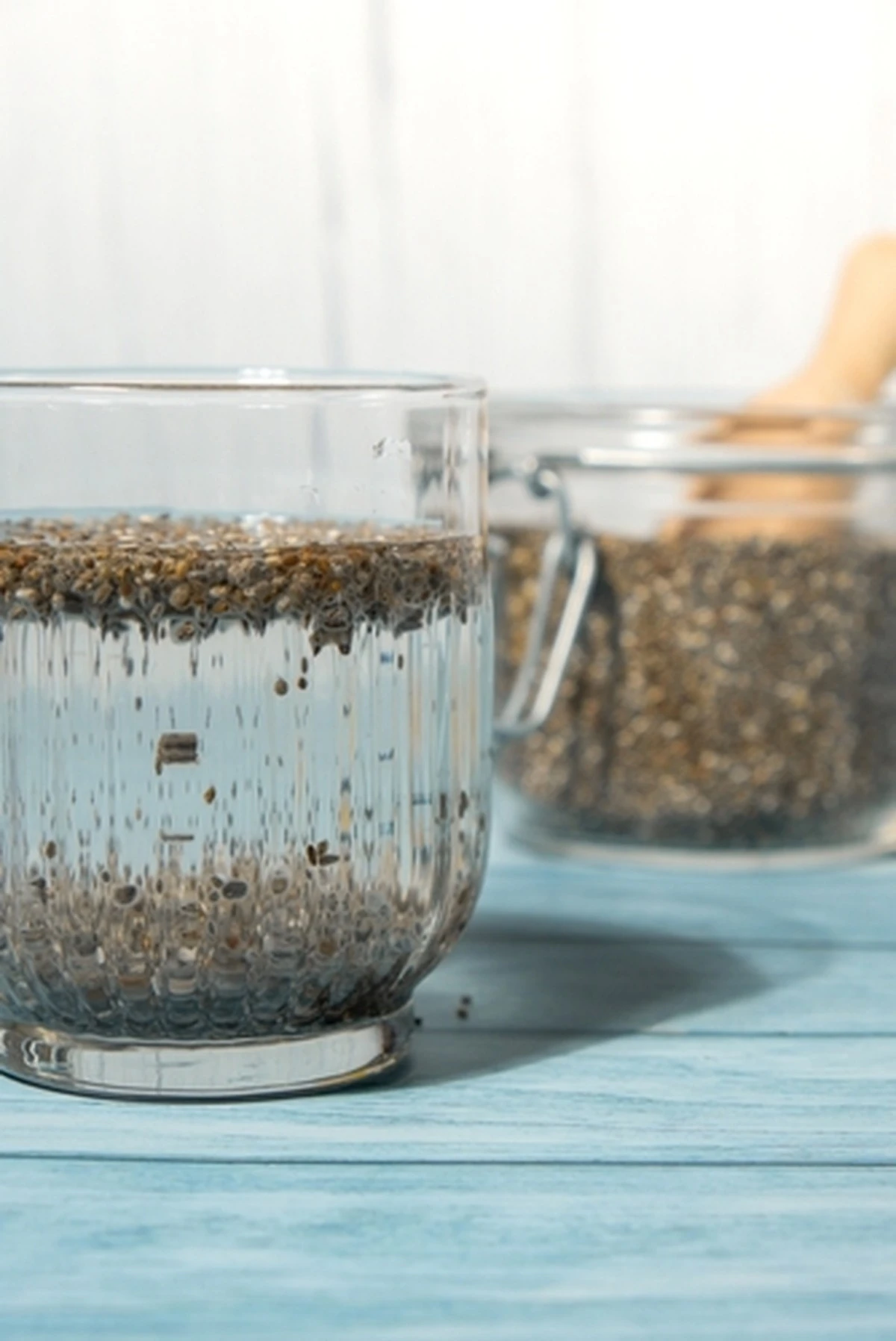 Dlaczego moja 70-letnia sąsiadka zawsze trzyma szklankę siemienia lnianego na stole