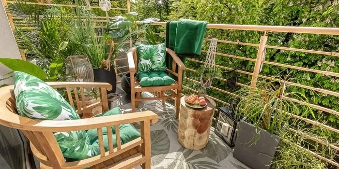 Jak ogrodzić taras: 5 skutecznych metod na prywatność i estetykę