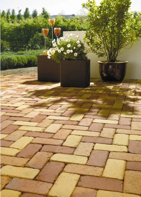 Klinkier czy gres na taras: Porównanie zalet i wad obu materiałów