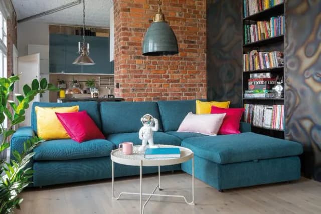 Jak ustawić meble w salonie: 8 praktycznych wskazówek i trików