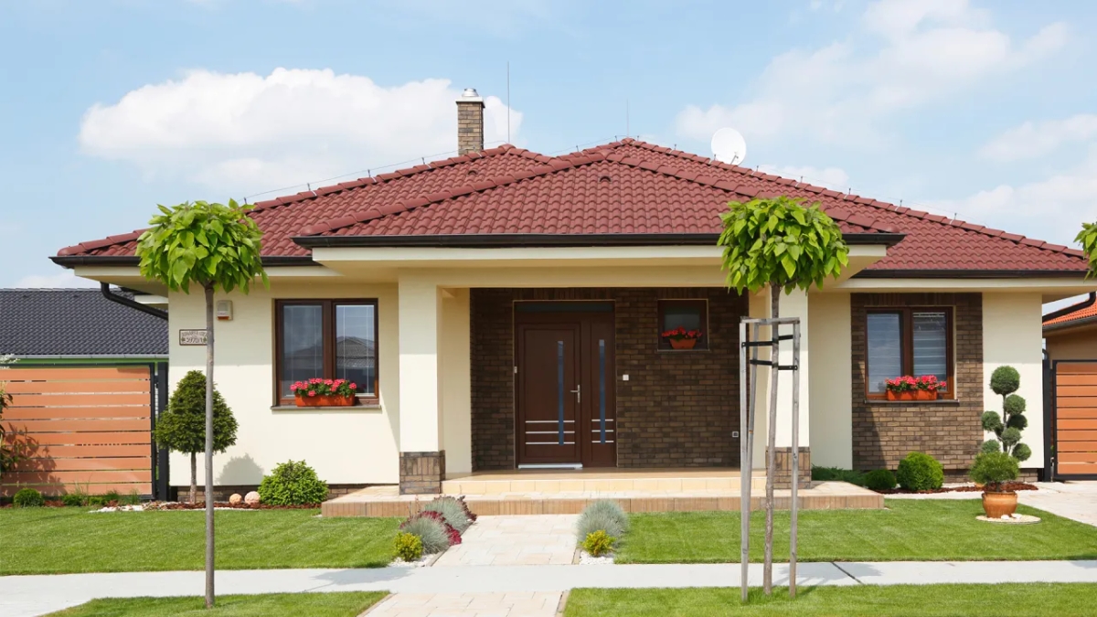 Czerwony dach: 7 idealnych kolorów elewacji - harmonia i styl